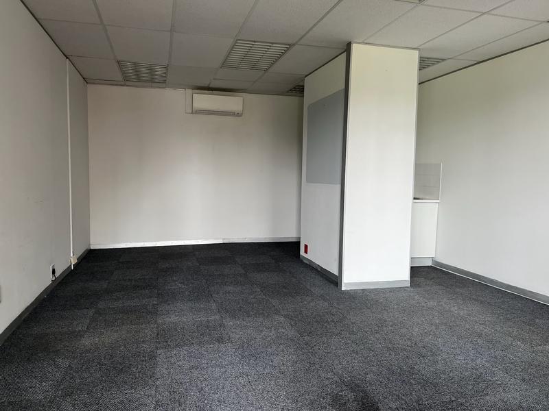 To Let Commercial Property for Rent in Claremont Western Cape